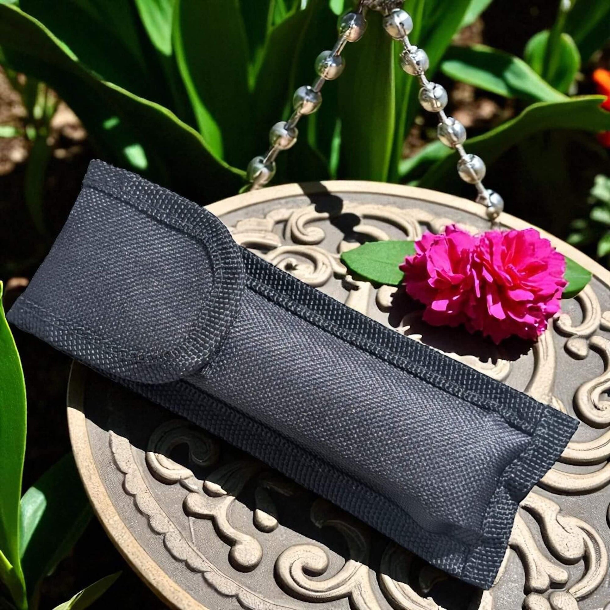 SCHLASS - Couteau de poche automatique cran d'arrêt Lame Serpentine Noir/Argent - SCHLASS