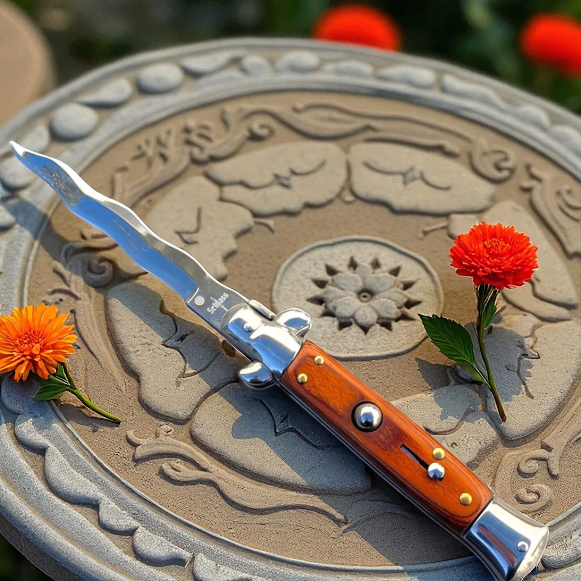 Couteau de poche automatique à cran d'arrêt Schlass une idée cadeau idéal pour homme. Chasse, survie, randonnée 