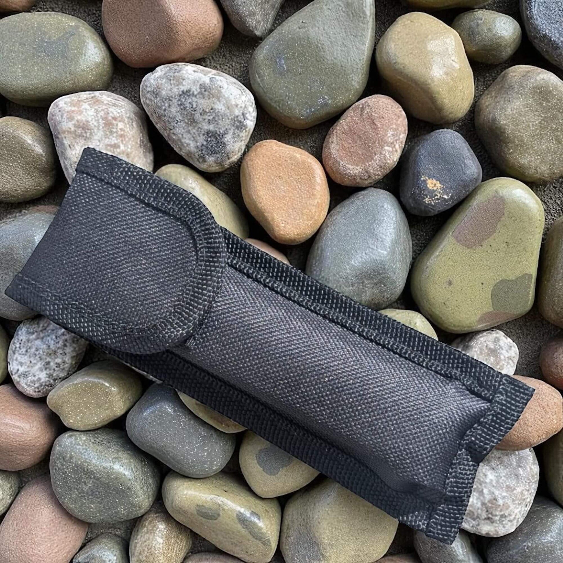 Porte ceinture couteau cran d'arrêt Schlass