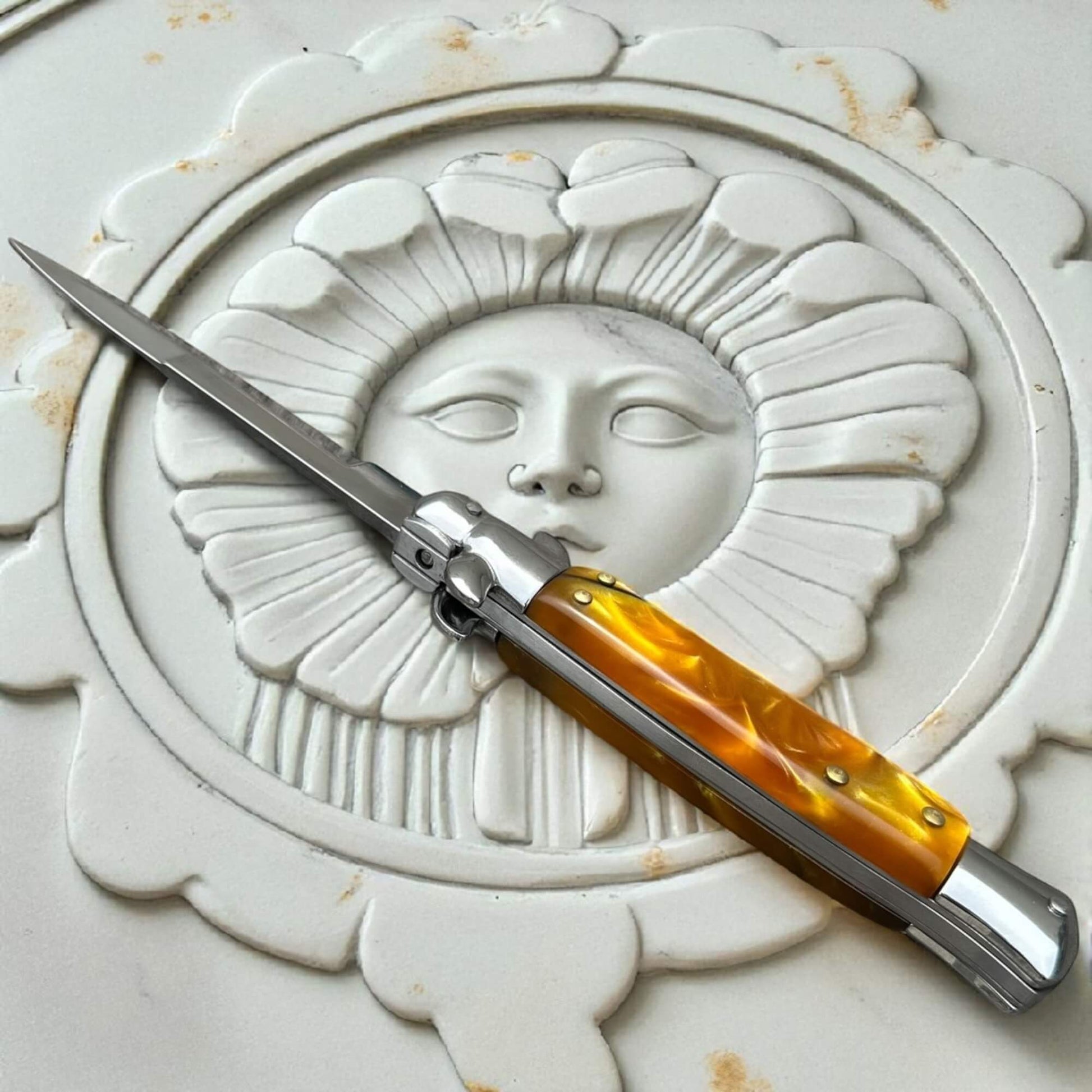 SCHLASS - Couteau de poche automatique cran d'arrêt Jaune/Argent - SCHLASS